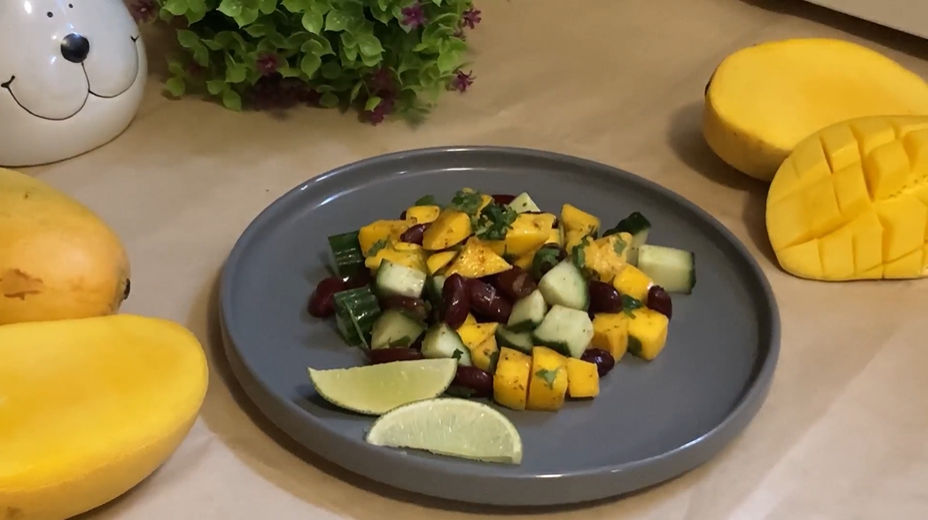 Mango in Salad 4 Ways